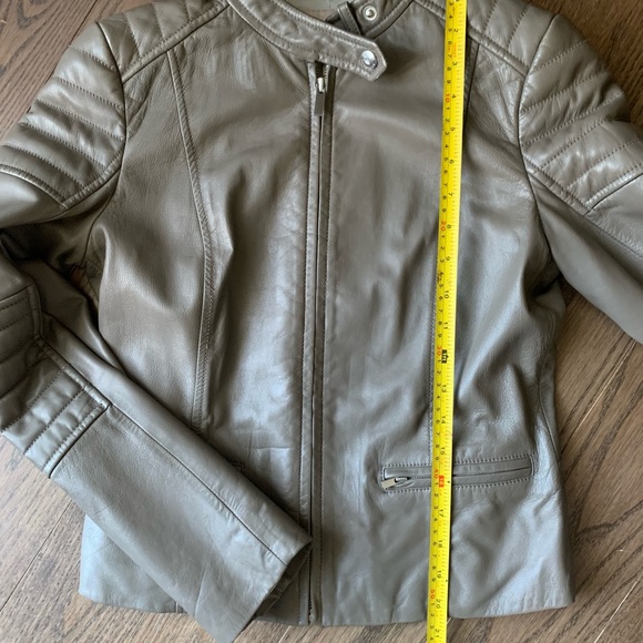 Banana Republic Leather Moto jacket size XS - Picture 10 of 13
